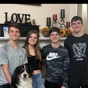 Meet your Posher, Jana